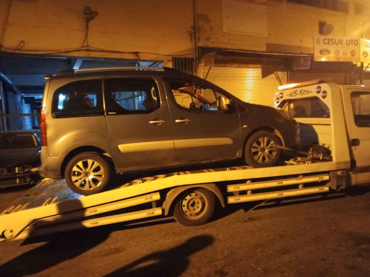 Citroen Berlingo Otoban Çekici Hizmeti