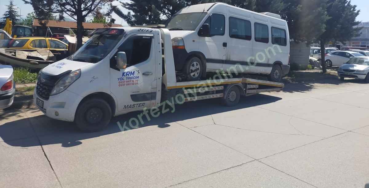 Körfez'de Arızalanan Renault Master